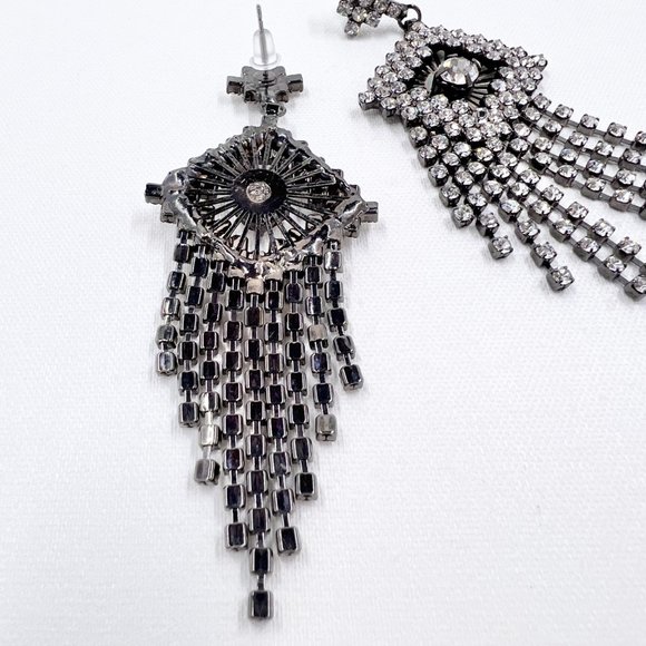 Stunning Rhinestone Chandelier Gun Metal Tone 3” Post Earrings - Picture 4 of 7